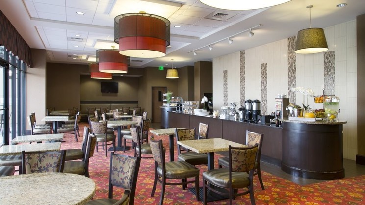 Ramada Plaza by Wyndham Orlando Resort & Suites International Drive